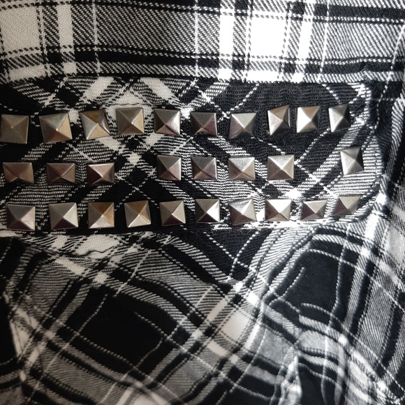 Torrid plaid button down shirt size 3x - Picture 4 of 5